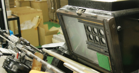 カード(厚紙)専用加工機