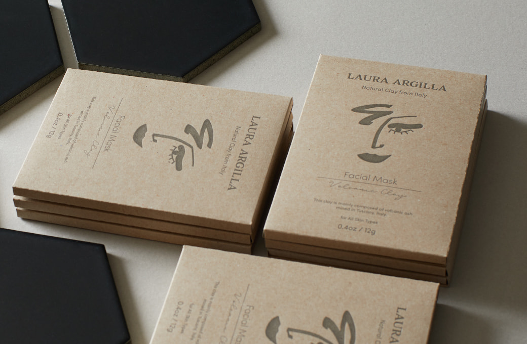 薄型の商品パッケージ