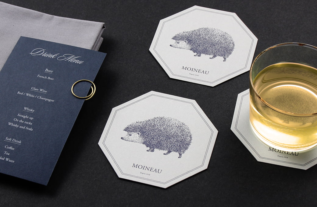 素材と形が楽しめるコースター