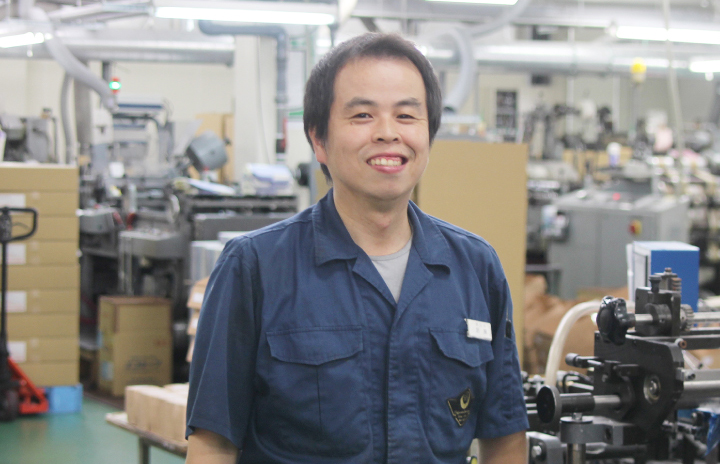 封筒貼り工程 スタッフ